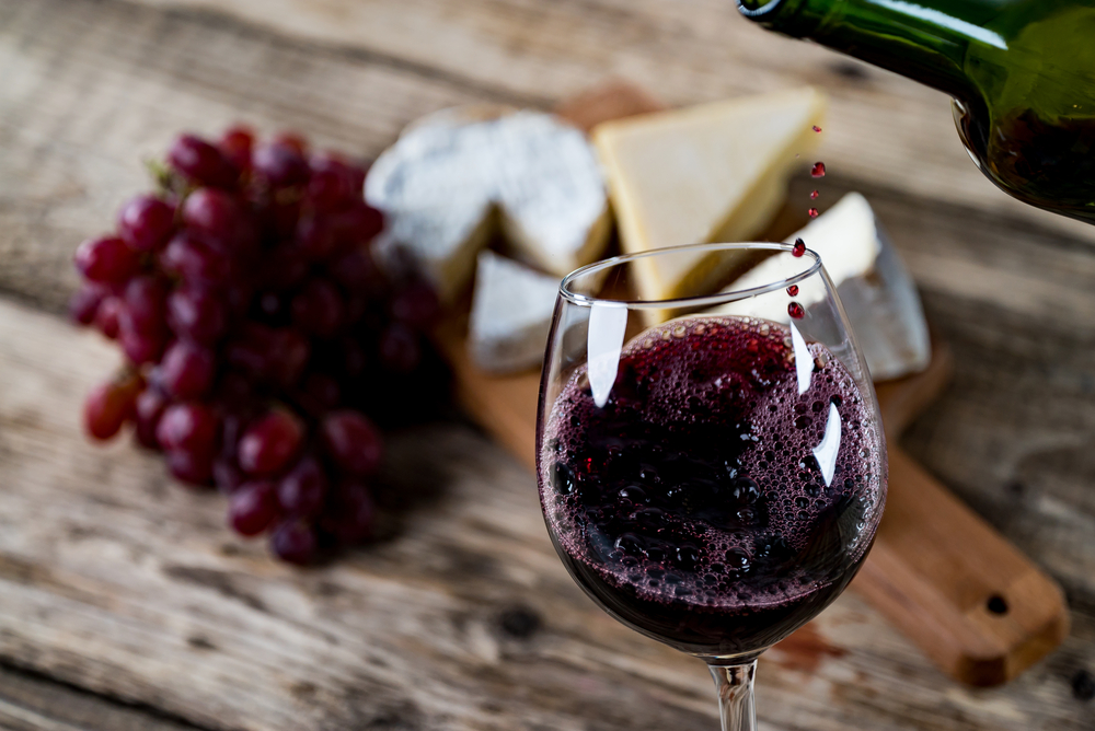 Brief Guide to Pairing Wine and Cheese